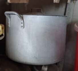 Süfrə qab-qacaqı: Qazan