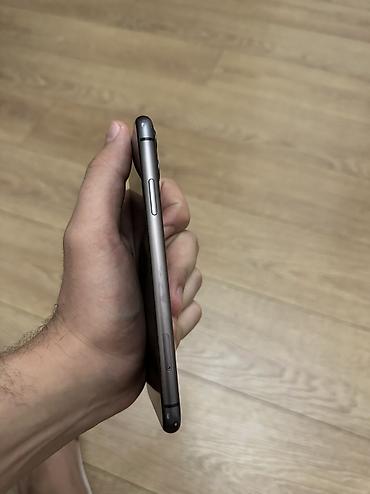 ikinci el ipone 11: IPhone 11, 64 GB, Qara, Simsiz şarj, Face ID — 3