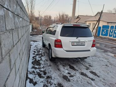 детские сиденья для автомобиля: Toyota Kluger: 2001 г., 2.4 л, Автомат, Бензин, Кроссовер