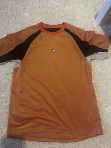 nike trenerke original: T-shirt Nike, S (EU 36), color - Orange