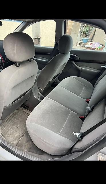 е 55: Ford Focus: 2001 г., Автомат, Бензин, Седан — 7