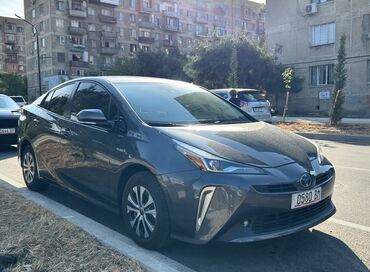 Toyota: Toyota Prius: 2019 г., 1.8 л, Автомат, Гибрид, Хэтчбэк