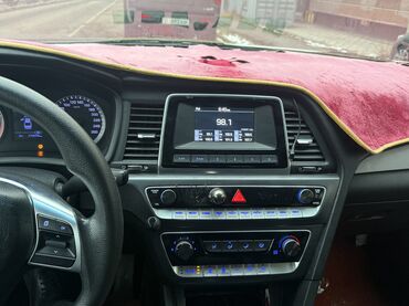 Hyundai: Hyundai Sonata: 2020 г., 2 л, Автомат, Газ, Хэтчбэк — 10