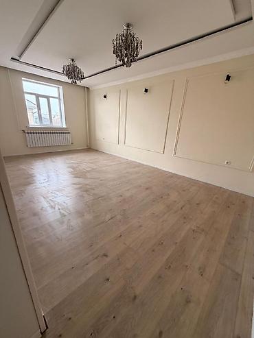 Продажа коттеджей и домов: Продаётся частный дом с просторным двором и навесом. Основные — 9