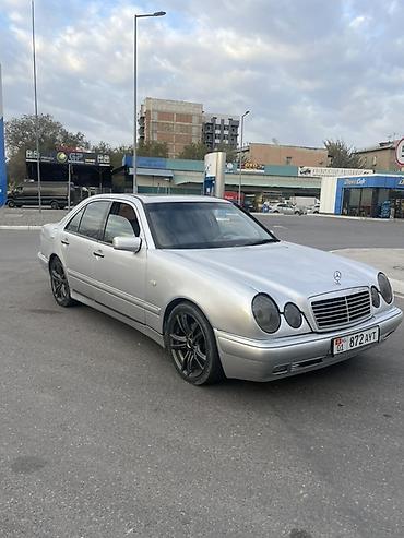 akura mdx: Mercedes-Benz E-Class: 1999 г., 3.2 л, Автомат, Бензин, Седан — 3