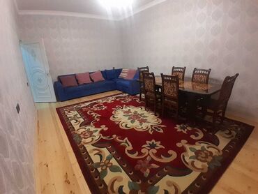kiraye ucuz ev: Mebel və məişət avadanlıqları ilə təchiz olunmuş geniş mənzil