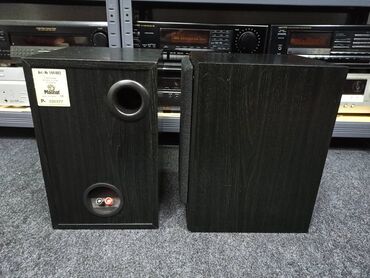 Zvučnici i stereo sistemi: Magnat 144 002 dvosistemci sa titanijumskim visokotoncem basevi od 6 — 4