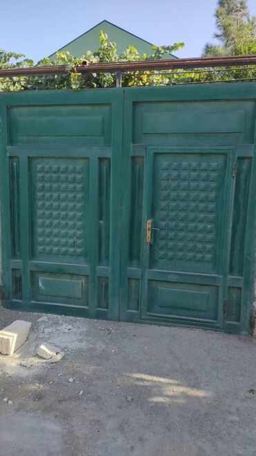 Samovarlar: İdeal vəziyyətdə darvaza satıram. Qalın listlərdən və profillərdən