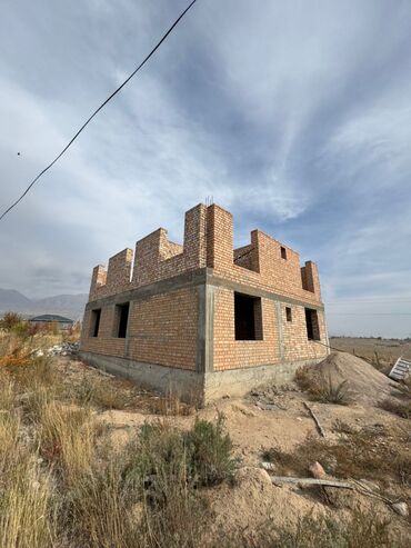 Продажа домов: Дом, 200 м², 4 комнаты, Собственник — 9