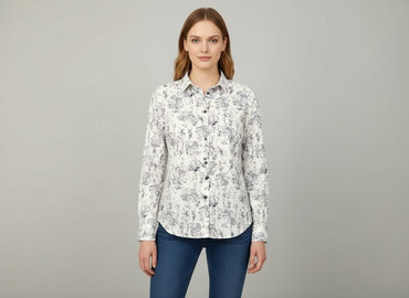 bluzki z dekoltem karo: Sisley, Women`s shirt, size M