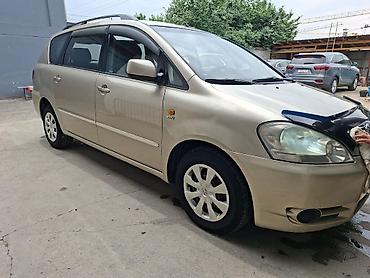 Toyota: Toyota Avensis Verso: 2001 г., 2 л, Автомат, Газ, Универсал — 8