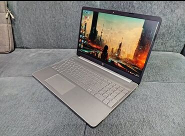 Ноутбуки: Ноутбук, HP, 16 ГБ ОЗУ, Intel Core i5, 15.6 ", Новый, Для несложных задач, память SSD