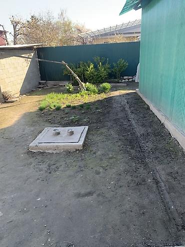 Продажа коттеджей и домов: Продаётся частный дом с мебелью на фото. Описание: Каракол, Салиева 35 — 7