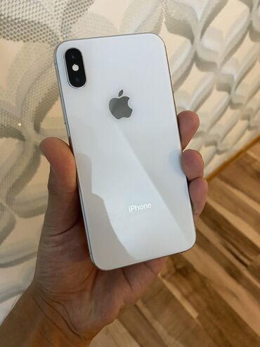 Apple iPhone: IPhone Xs, Б/у, 64 ГБ, Белый, 77 %
