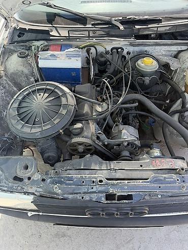 авто мотор: Audi 80: 1989 г., 1.8 л, Механика, Бензин, Седан — 4