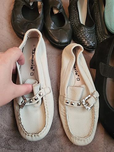 Baletanke: Ženska obuća i torbe – razni modeli Obuća: - Balerinke crne sa — 6