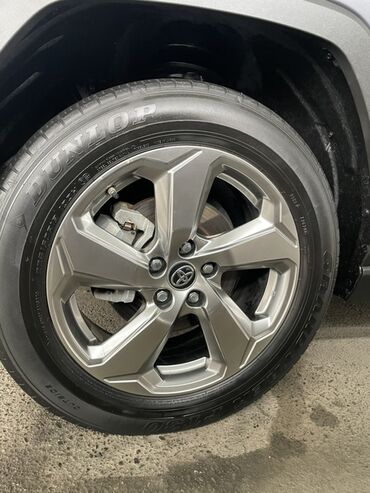 Toyota: Toyota RAV4: 2020 г., 2.5 л, Вариатор, Гибрид, Кроссовер — 12