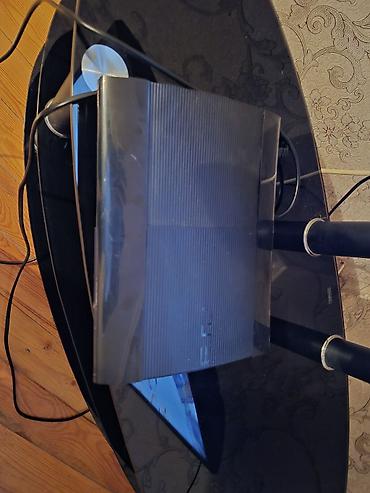 Sony PlayStation 3 Super Slim oyun konsolu Xüsusiyyətlər: - Model lalafo.az -da Sony PlayStation 3 Super Slim oyun konsolu Xüsusiyyətlər: - Model