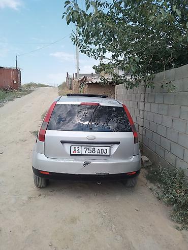 fiesta: Ford Fiesta: 2002 г., 1.4 л, Механика, Хэтчбэк — 3