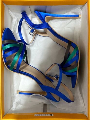 bueno kozne sandale: Sandals, 39