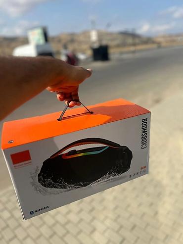 Audio: Yeni JBL Kolonka, Növ - Portativ, rəng - Narıncı — 2