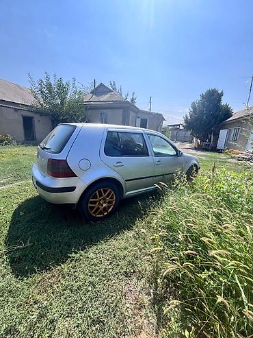 Транспорт: Volkswagen Golf: 2000 г., 1.6 л, Механика, Бензин, Хэтчбэк — 3