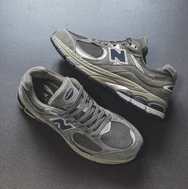 Кроссовки и спортивная обувь: Кроссовки New Balance 2002R (реплика). Новые, в коробке, с бирками