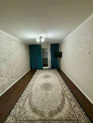 одно комната: 1 комната, 34 м², 104 серия, 1 этаж, Евроремонт