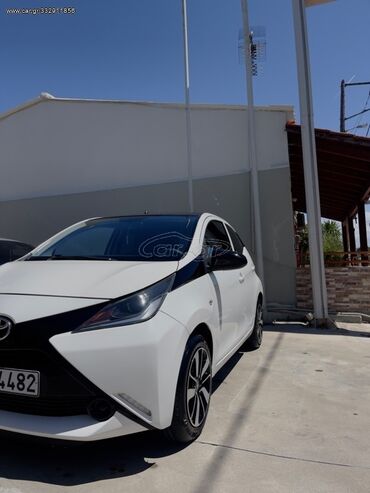 Toyota: Toyota Aygo: 1 l. | 2016 έ. Χάτσμπακ — 5
