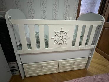Zəhra Beşik satılır 100azn 
Balaxanı
Zəhra🌷3212n