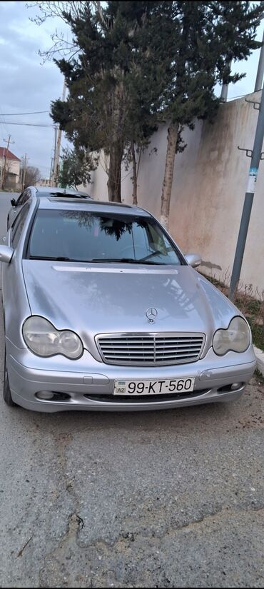 mercedes qapi: Mercedes-Benz C 200: 2 l | 2002 il Sedan