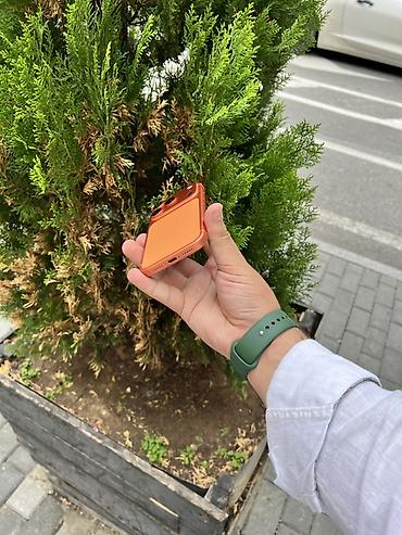 iphone 5d: IPhone 17 Pro, 256 GB, Narıncı, Face ID, Simsiz şarj, Sənədlərlə — 7