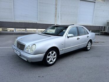 авто в рассрочку 2107: Mercedes-Benz E-Class: 1998 г., 4.3 л, Автоматические, Бензин, Седан