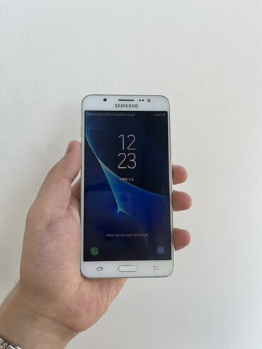 j7: Samsung Galaxy J7 2016, 16 GB