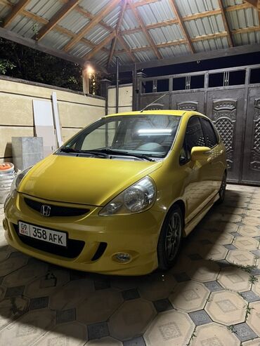 купить литые диски r14: Продаю Honda Jazz в кузове GD3 Объем двигателя: 1.5 ( L15A1)