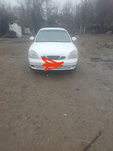 нубиа: Daewoo Nubira: 2001 г., 1.6 л, Механика, Бензин, Седан