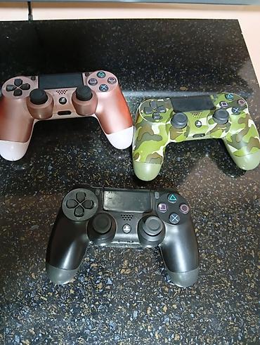 Sony PlayStation: Игровая консоль Sony PlayStation 4 (оригинальная версия, корпус чёрный — 2