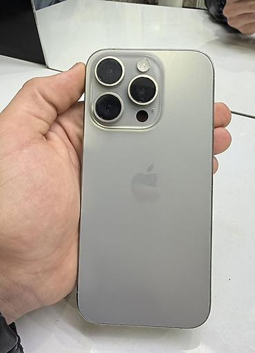 Apple iPhone: IPhone 15 Pro, Natural Titanium, Face ID — 3