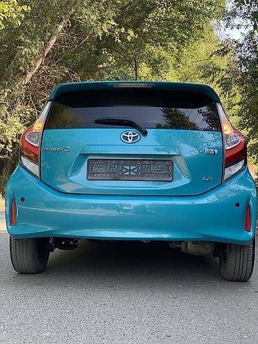 jac s7: Toyota Aqua: 2018 г., 1.5 л, Автомат, Гибрид, Хэтчбэк — 5
