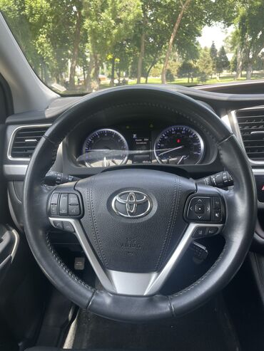 Toyota: Toyota Highlander: 2019 г., 3.5 л, Автомат, Бензин, Внедорожник — 11