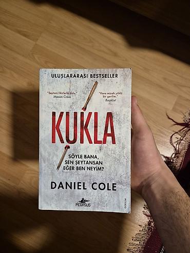 dollar satışı: Satılır: müxtəlif janrlardan seçmə kitablar paketi - Daniel Cole – — 1