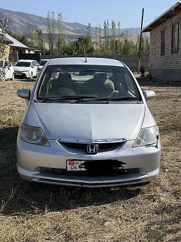 Honda Fit Aria: 2003 г., 1.5 л, Автомат, Бензин, Седан