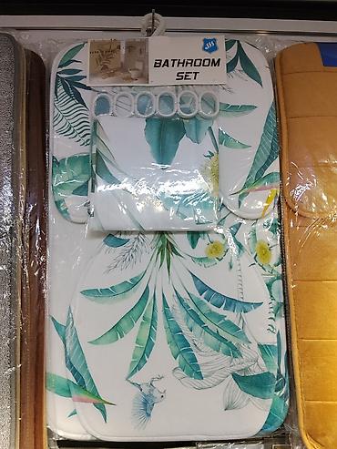 тулет: Набор для ванной комнаты “Bathroom Set” с тропическим принтом. Состав — 1