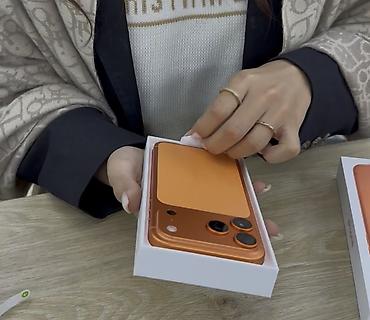 5 se айфон: IPhone 17 Pro Max, Б/у, 256 ГБ, Оранжевый, Зарядное устройство, Чехол, Коробка, 92 % — 2