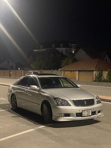 rolls royce silver ghost: Toyota Crown: 2007 г., Седан — 4