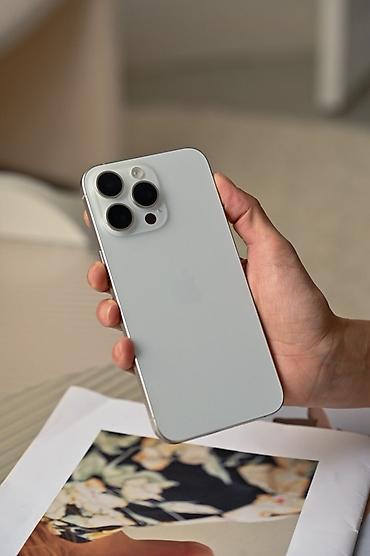 Apple iPhone: IPhone 15 Pro Max, Б/у, 256 ГБ, White Titanium, Чехол, Коробка, 83 % — 2