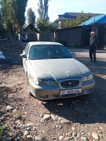 Hyundai: Hyundai Sonata: 1998 г., 1.8 л, Механика, Бензин, Седан