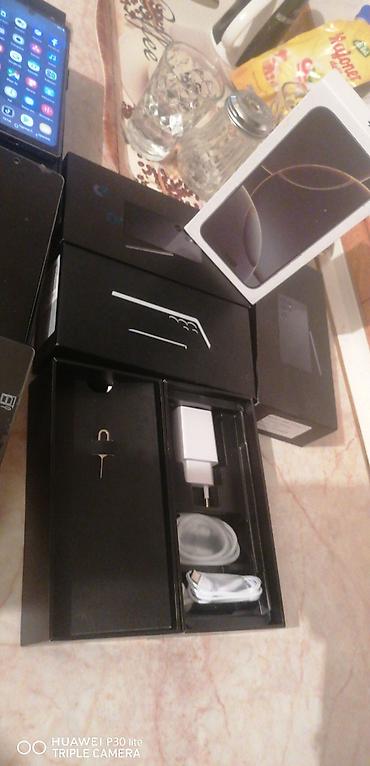 Samsung: Samsung Galaxy S24 Ultra i S25 Ultra – više komada, različite — 6