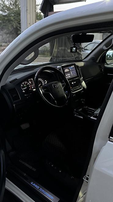 Продажа авто: Toyota Land Cruiser: 2015 г., 4.6 л, Автомат, Бензин, Внедорожник — 5