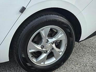 sonata uf: Hyundai Avante: 2020 г. — 5